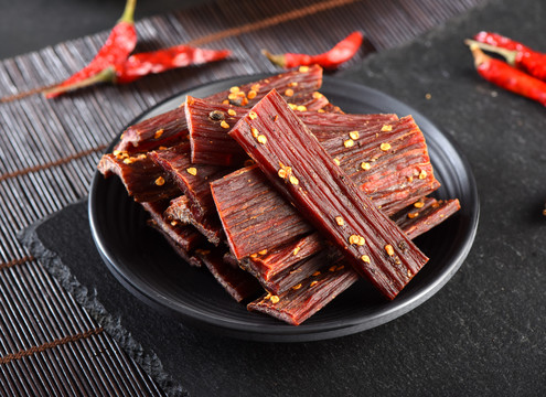 张二哥,把思乡晾晒成风干的腊味儿(图2) 张二哥,把思乡晾晒成风干的腊味儿(图2)