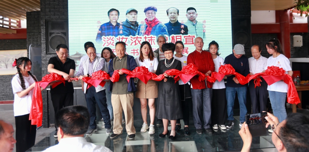 川味中国寻香馆开馆暨五人书画联展隆重举行(图14) 川味中国寻香馆开馆暨五人书画联展隆重举行(图14)