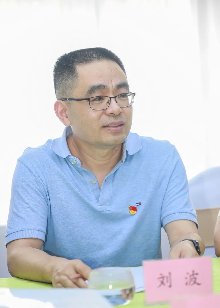 “永远跟党走,我为群众办实事”主题活动在川味中国寻香馆召开(图7) “永远跟党走,我为群众办实事”主题活动在川味中国寻香馆召开(图7)