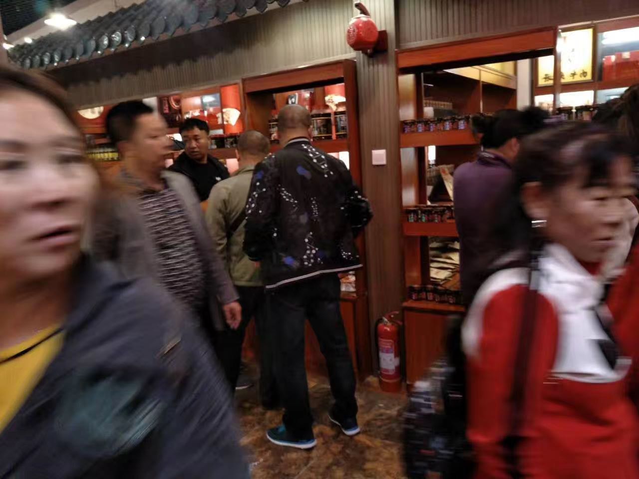 四川特产抢风头 火爆长春卖断货(图7)