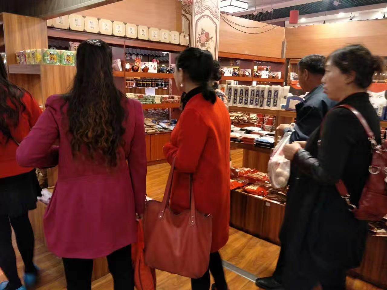 四川特产抢风头 火爆长春卖断货(图9)